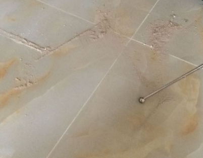 延平瓷砖空鼓维修公司分享粘合剂选择不当在瓷砖铺贴过程中可能导致以下问题